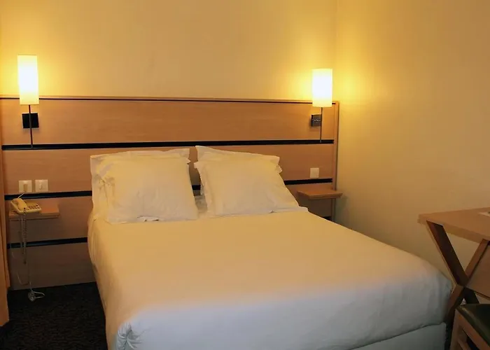 Newhotel Saint Lazare